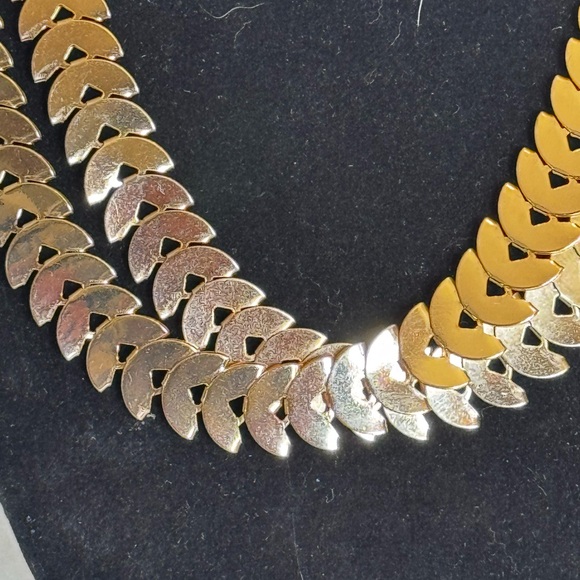 Paparazzi Necklace Set - Picture 2 of 2